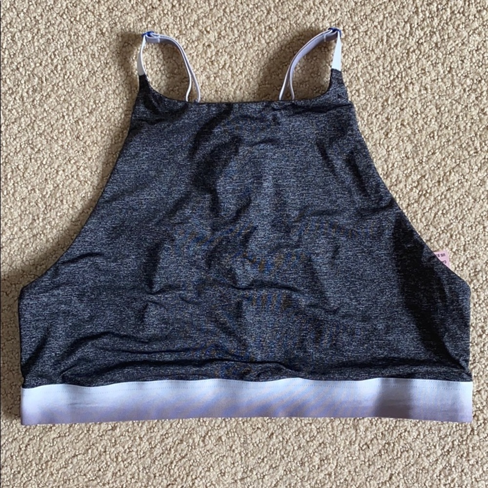 Victoria’s Secret Bra: lightly lined sport bra.